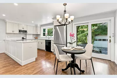 85 High St, Winchester, MA 01890 - Photo 3