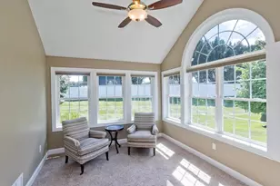 150 Stonybrook Wy, South Hadley, MA 01075 - Photo 5
