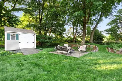 176 Colon St, Beverly, MA 01915 - Photo 23