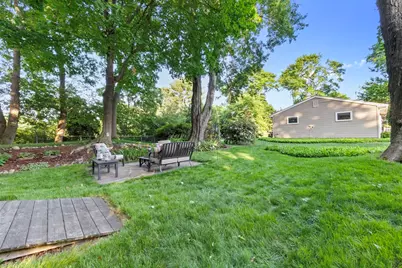 176 Colon St, Beverly, MA 01915 - Photo 25