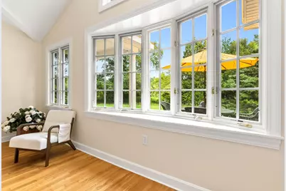 176 Colon St, Beverly, MA 01915 - Photo 9