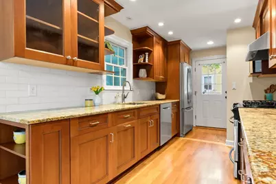 176 Colon St, Beverly, MA 01915 - Photo 7