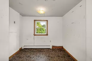 129 Forest St, Haverhill, MA 01832 - Photo 33