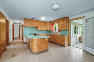 129 Forest St, Haverhill, MA 01832 - Photo 13