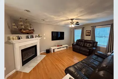 25 Winston Cir, Haverhill, MA 01830 - Photo 9
