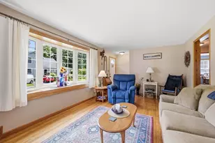62 Clyde Ave, West Springfield, MA 01089 - Photo 17