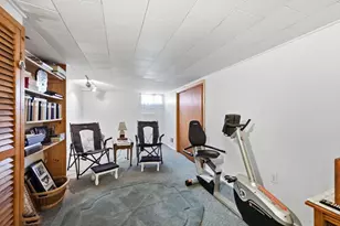 62 Clyde Ave, West Springfield, MA 01089 - Photo 33