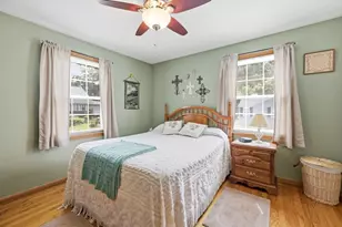 62 Clyde Ave, West Springfield, MA 01089 - Photo 21