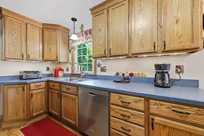 62 Clyde Avenue, West Springfield, MA 01089 - Photo 15