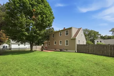 62 Clyde Avenue, West Springfield, MA 01089 - Photo 5