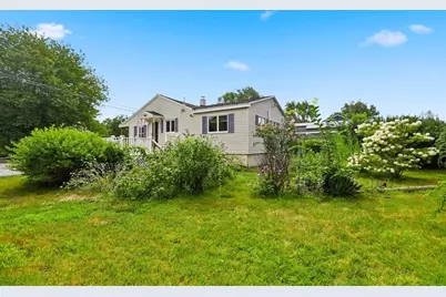 17 Saint James St, Dracut, MA 01826 - Photo 29
