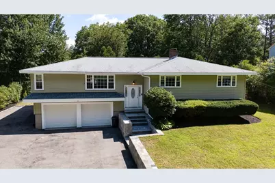 31 Lakeshore Dr, Hudson, MA 01749 - Photo 1