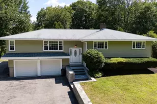 31 Lakeshore Dr, Hudson, MA 01749 - Photo 1