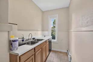 55 Elmwood Ave, Fitchburg, MA 01420 - Photo 27
