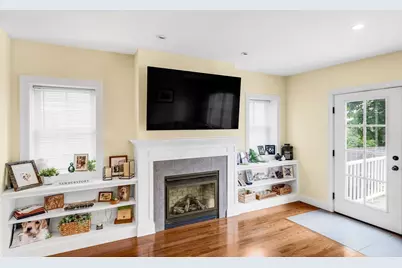123-125 Water St #123, Newburyport, MA 01950 - Photo 7