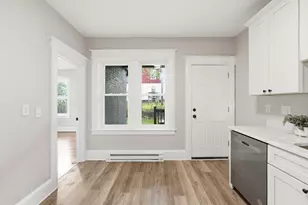 3 Park View Terrace, Holyoke, MA 01040 - Photo 9