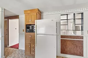 21 Flint St, Danvers, MA 01923 - Photo 15
