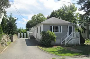 29 Cole St, Kingston, MA 02364 - Photo 1