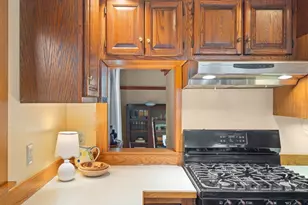 165 E Lothrop St, Beverly, MA 01915 - Photo 15