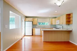 98 Algonquin Trail, Ashland, MA 01721 - Photo 5