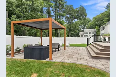 12 Gove Rd, Billerica, MA 01821 - Photo 5