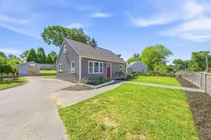 97 Stoughton St, Stoughton, MA 02072 - Photo 3
