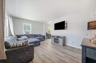 97 Stoughton St, Stoughton, MA 02072 - Photo 5
