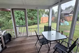 2 Upton St, Fairhaven, MA 02719 - Photo 7