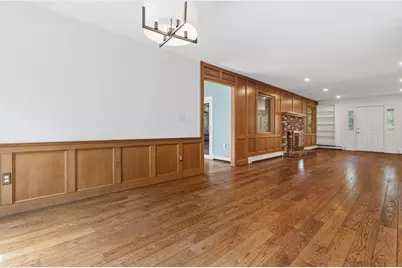 5 Locust St, North Reading, MA 01864 - Photo 9