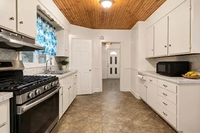 60 Newton St, New Bedford, MA 02740 - Photo 17