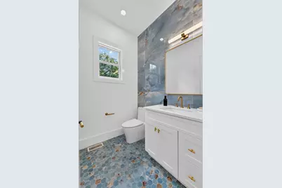 9 Morseland Ave, Newton, MA 02459 - Photo 13