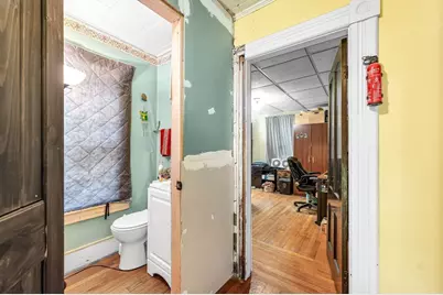 112 Hampshire St, Springfield, MA 01151 - Photo 21