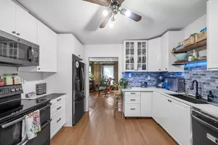 112 Hampshire St, Springfield, MA 01151 - Photo 5