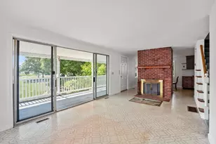 584 Circuit Ave, Bourne, MA 02559 - Photo 15