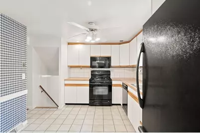 349 Pleasant Street, Framingham, MA 01701 - Photo 15