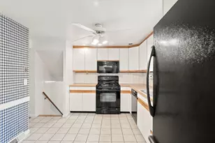 349 Pleasant St, Framingham, MA 01701 - Photo 15