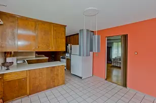 233 Lathrop St, South Hadley, MA 01075 - Photo 11
