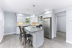 32 Cottage St, Taunton, MA 02780 - Photo 7