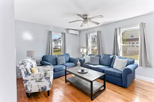 32 Cottage St, Taunton, MA 02780 - Photo 13