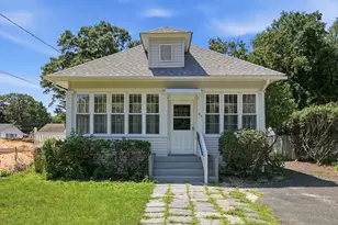 60 Barrison St, Springfield, MA 01109 - Photo 1