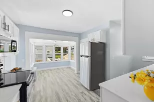 60 Barrison St, Springfield, MA 01109 - Photo 11