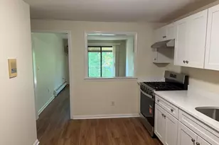 655 W Lowell Ave, Haverhill, MA 01832 - Photo 5
