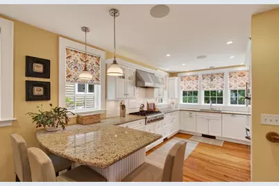 165 Thacher, Milton, MA 02186 - Photo 11