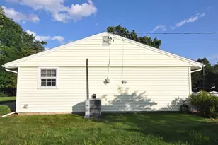 4 Blackstone St, Peabody, MA 01960 - Photo 11