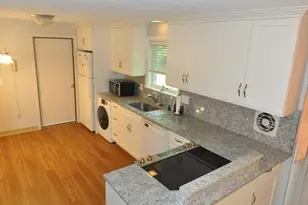 4 Blackstone St, Peabody, MA 01960 - Photo 33