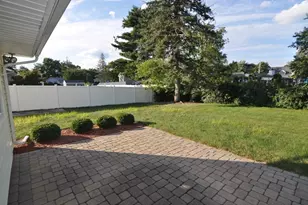 4 Blackstone St, Peabody, MA 01960 - Photo 15