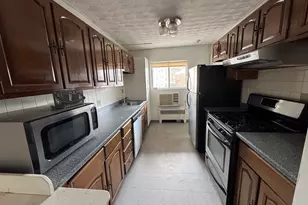 1718 Commonwealth Ave, Boston, MA 02135 - Photo 5