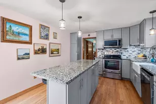 202 Franklin St, Halifax, MA 02338 - Photo 9