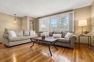 133 Mill St, Burlington, MA 01803 - Photo 3