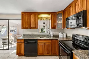 133 Mill St, Burlington, MA 01803 - Photo 9
